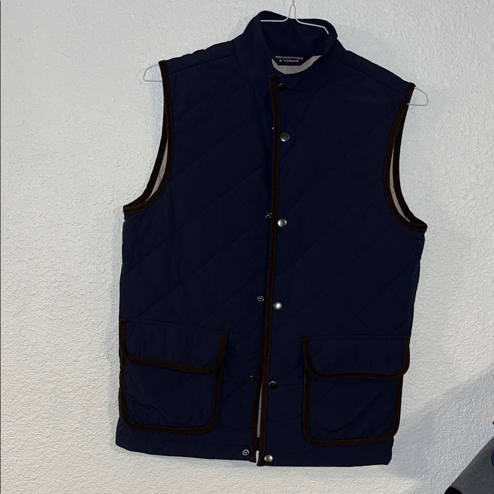 Roundtree & Yorke Dark Blue Quilted Vest